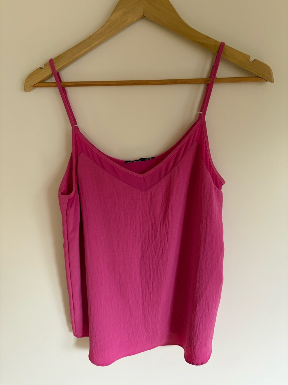 Women’s Black Tape pink V-Neck Cami size small